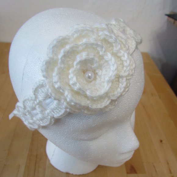 Taller de ABU White Handmade headband (crochet) - Picture 8 of 16